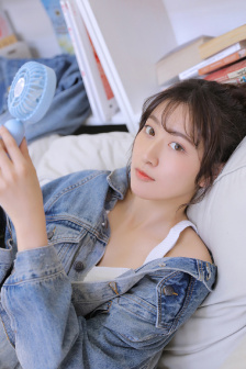 她在丈夫面前被别人耍了